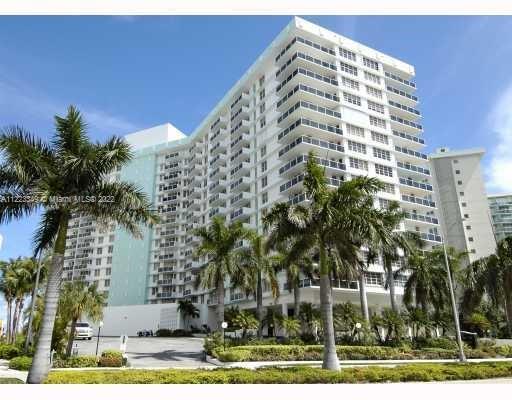 Enjoy Amazing Ocean & Intercostal Views from every room! Fully furnished, fully equipped, seasonal r
