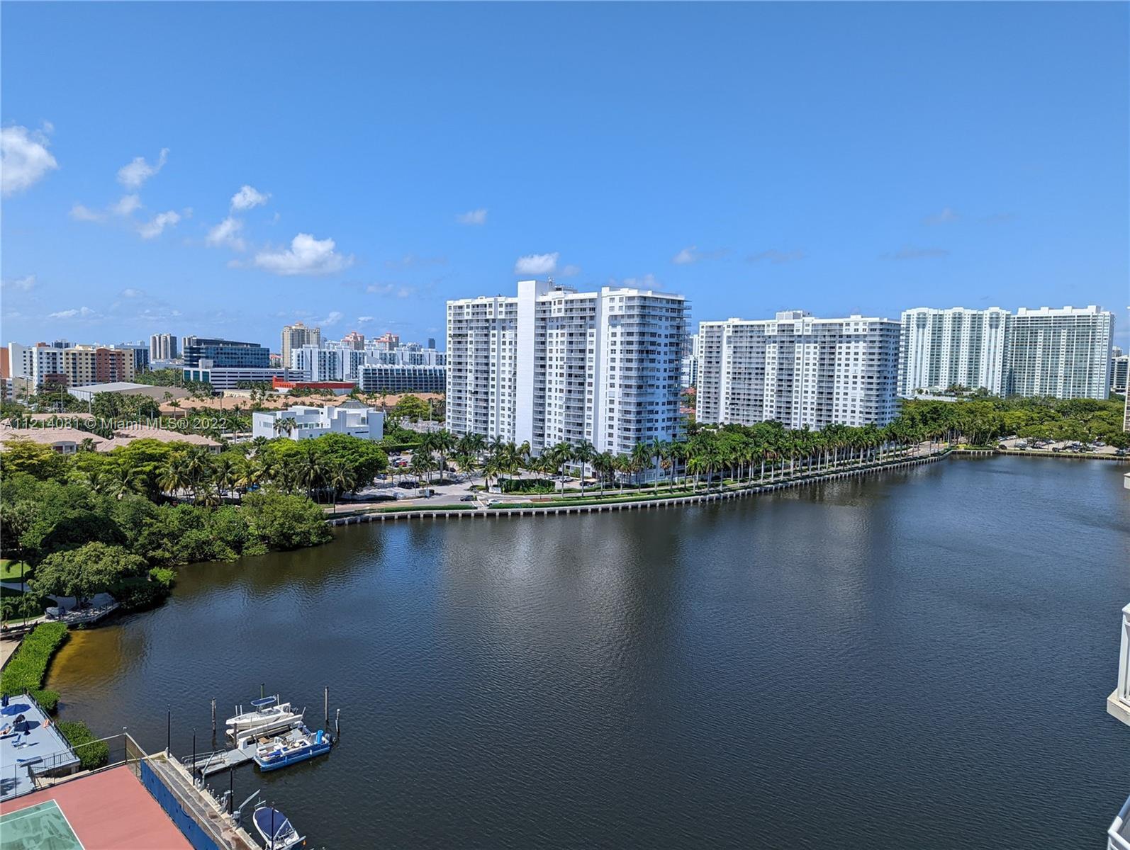 Views, views, views!!! Fantastic water views from this large 2b/2b unit. Over 1565 sqft with double 