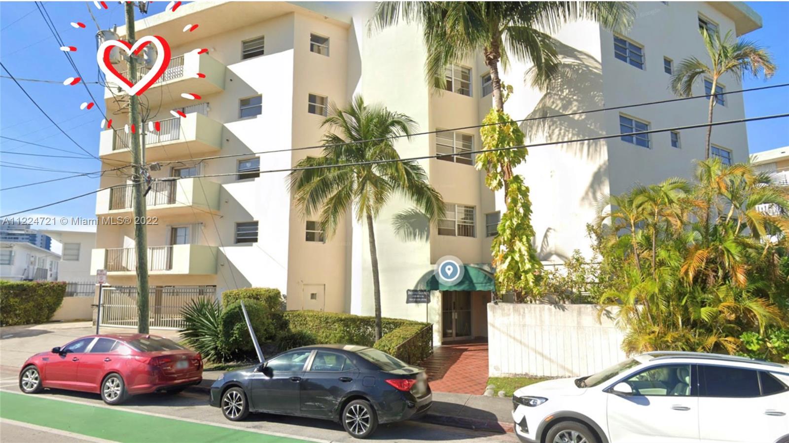 2 Bed and 2 Bath Condo. Spacious corner unit.  This large and bright and features updated kitchen wi