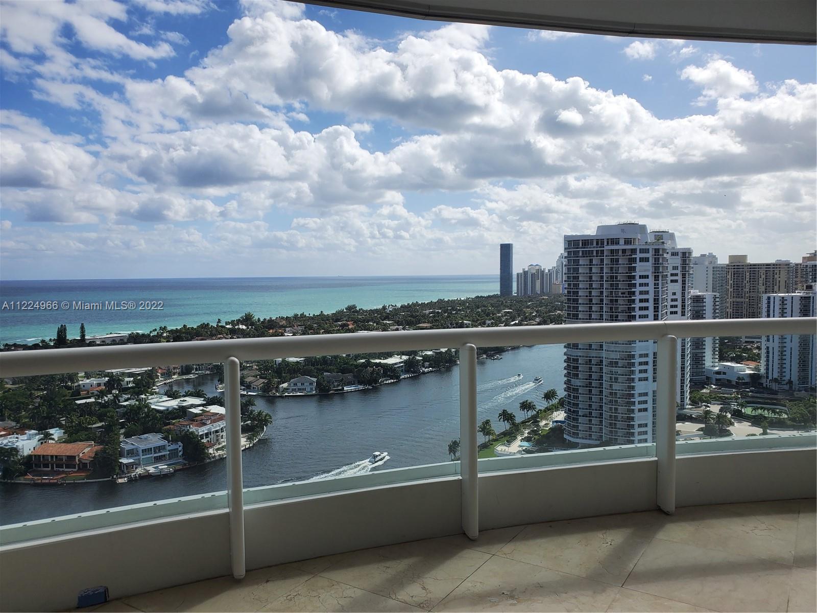 Amazing best line 28 floor Unit at Atlantic lll at The Point! Very spacious 2,440 SF 3 BBR+2.5 Baths