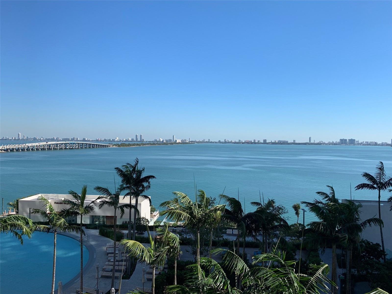 Breathtaking Bay and Miami Beach Views from this magnificent 2 bed / 3 bath + DEN unit Bayfront Apar