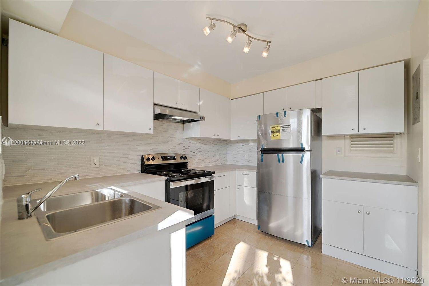 Unique opportunity to own a charming 1 bd, 1 bath unit in the very desirable and exclusive gated Res
