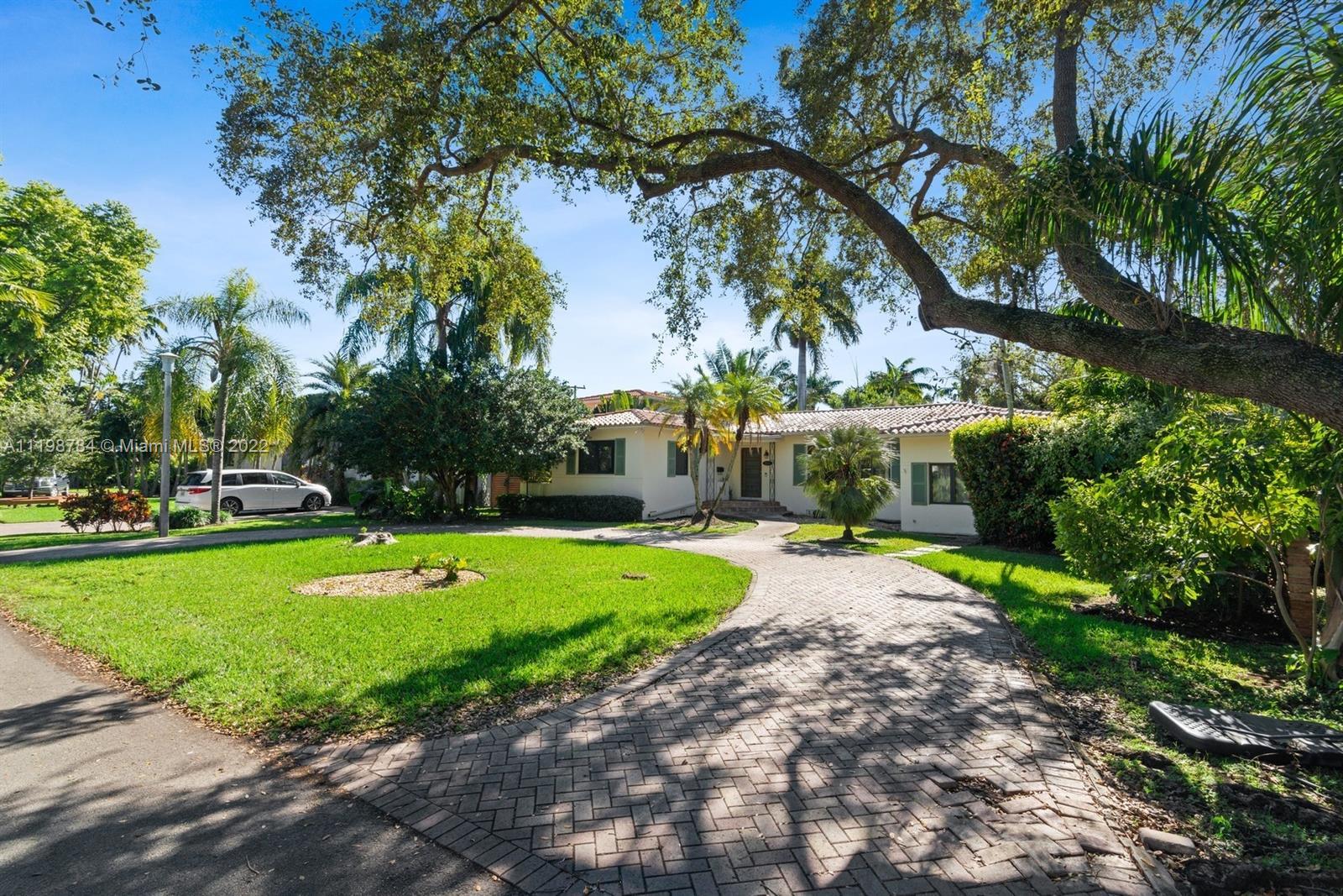A Gem in MIAMI SHORES Location, Location, Location! WALK TO Biscayne Bay, 3/3 spilt. Picture windows