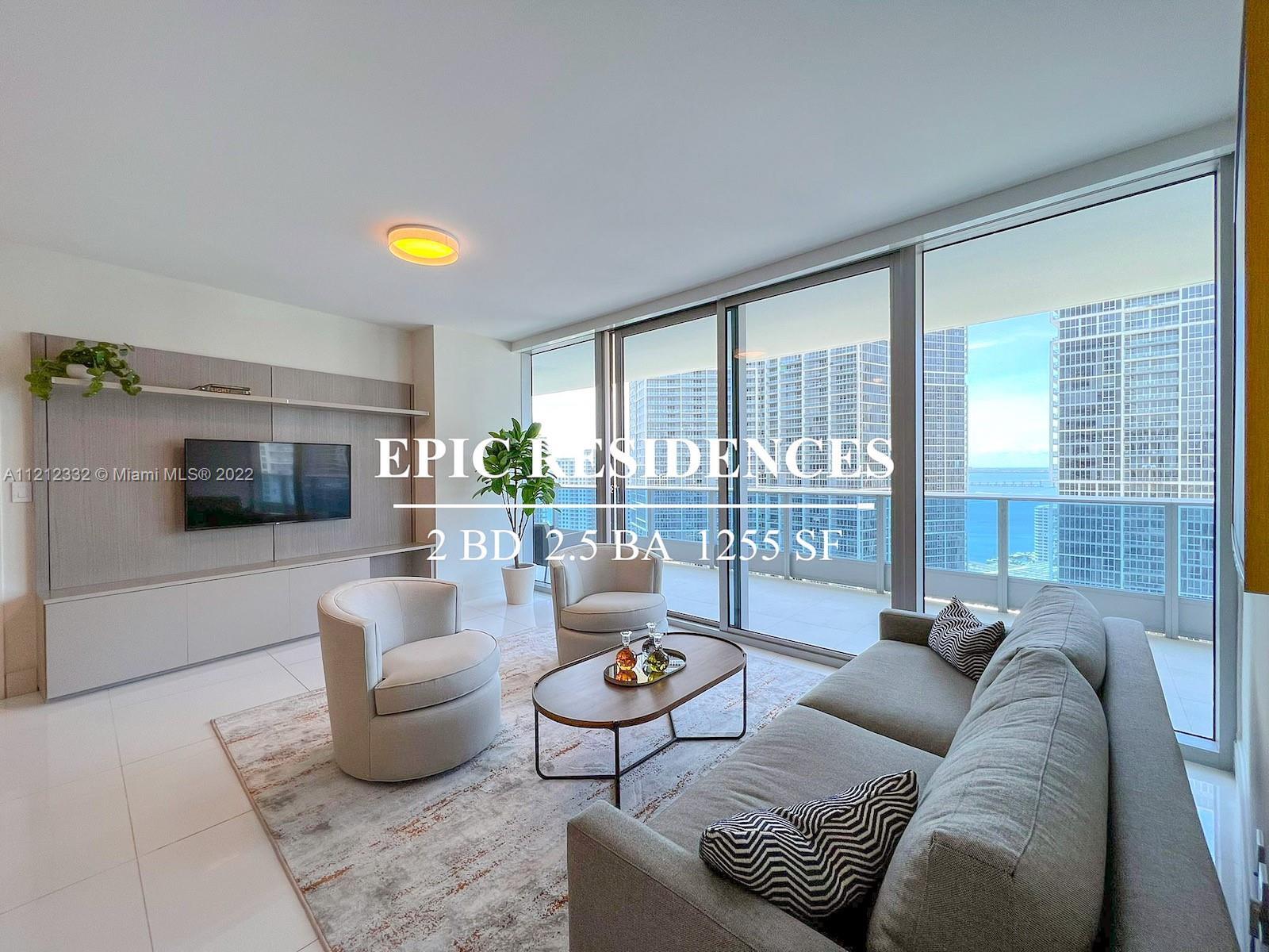 Welcome to Epic Residences #3104. Enjoy great views to the Miami river and biscayne bay from the 31s