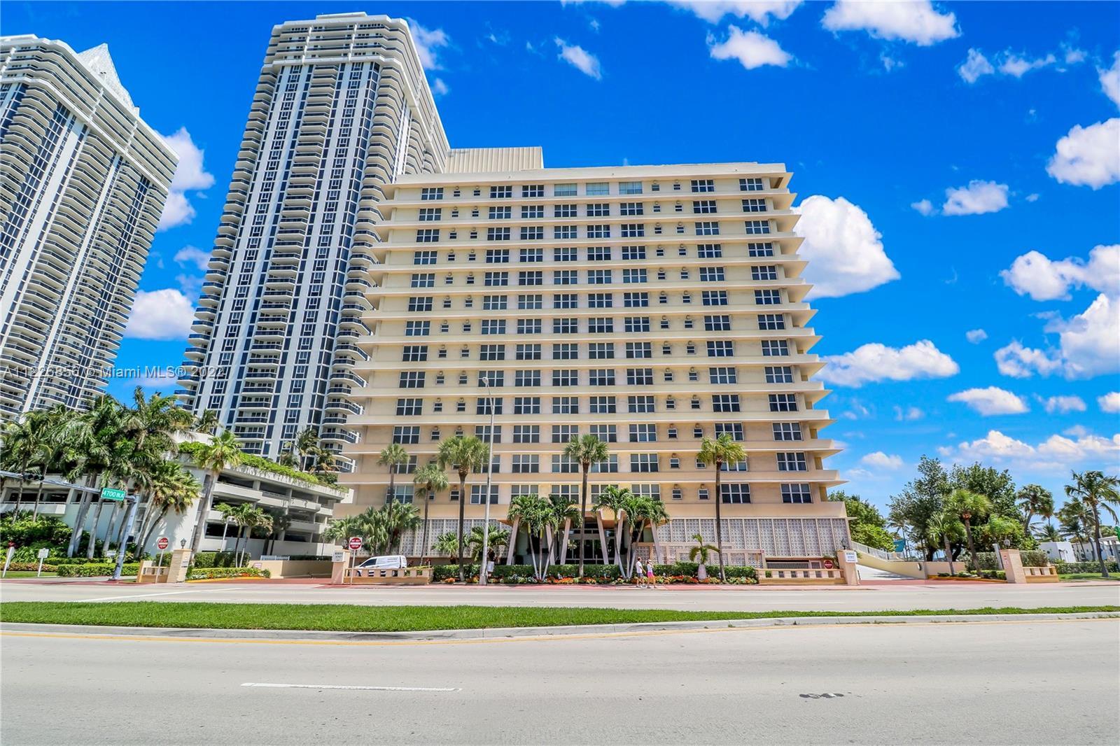 Don't miss out on this well-maintained ocean-front condo in the high-rise building of the Mimosa; th