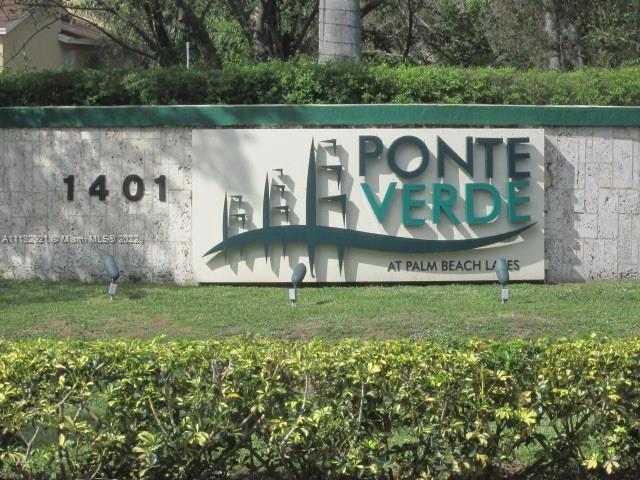 Spacious 2 bed 2 bath in Gate community Ponte Verde Village. Renovated property. Amenities include a