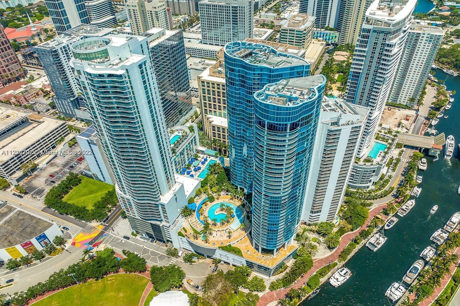 STUNNING COMPLETELY RENOVATED PARK AVENUE RESIDENCE IN FT L'S LANDMARK TOWER, THE LAS OLAS RIVER HOU