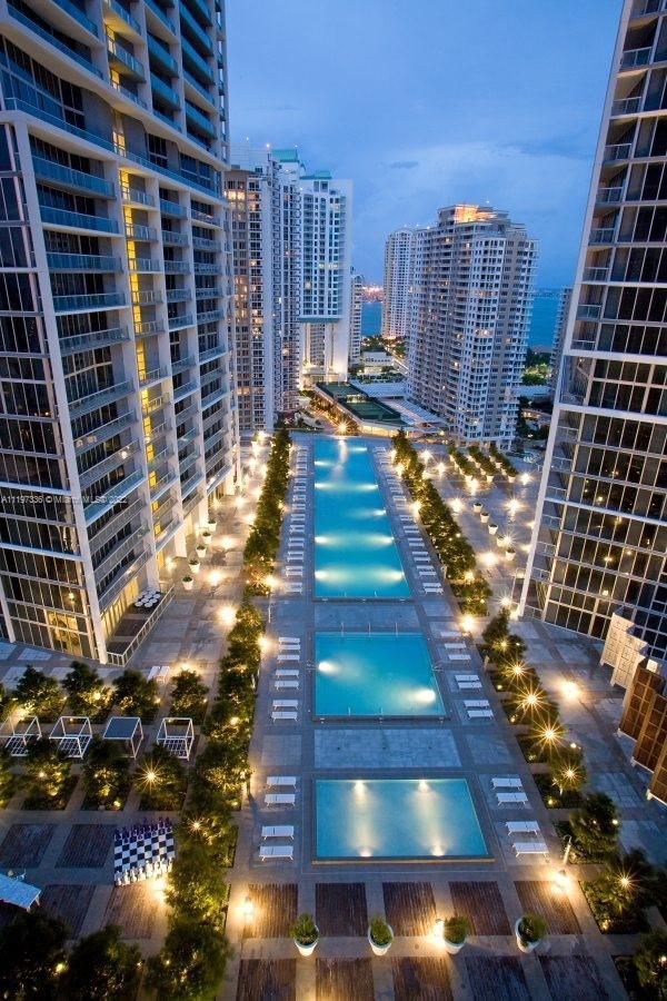 GREAT FOR INVESTORS!!! One Of The Most Desired Places In Miami And The Lifestyle! Captivating views 