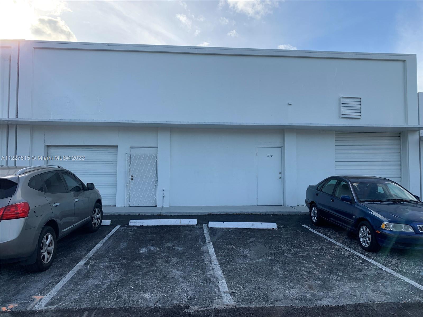 Photo of 1810 N Dixie Hwy in Hollywood, FL