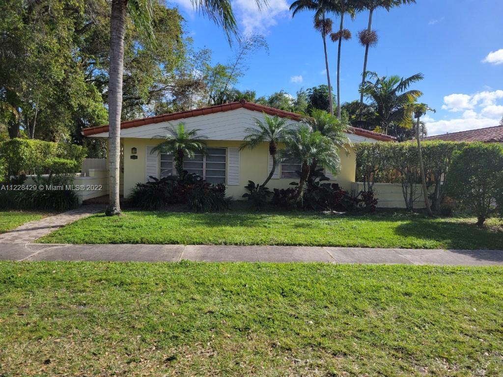 Perfect single-family home on approx. 5800 sq ft lot.  Centrally located in Miami Shores neighborhoo