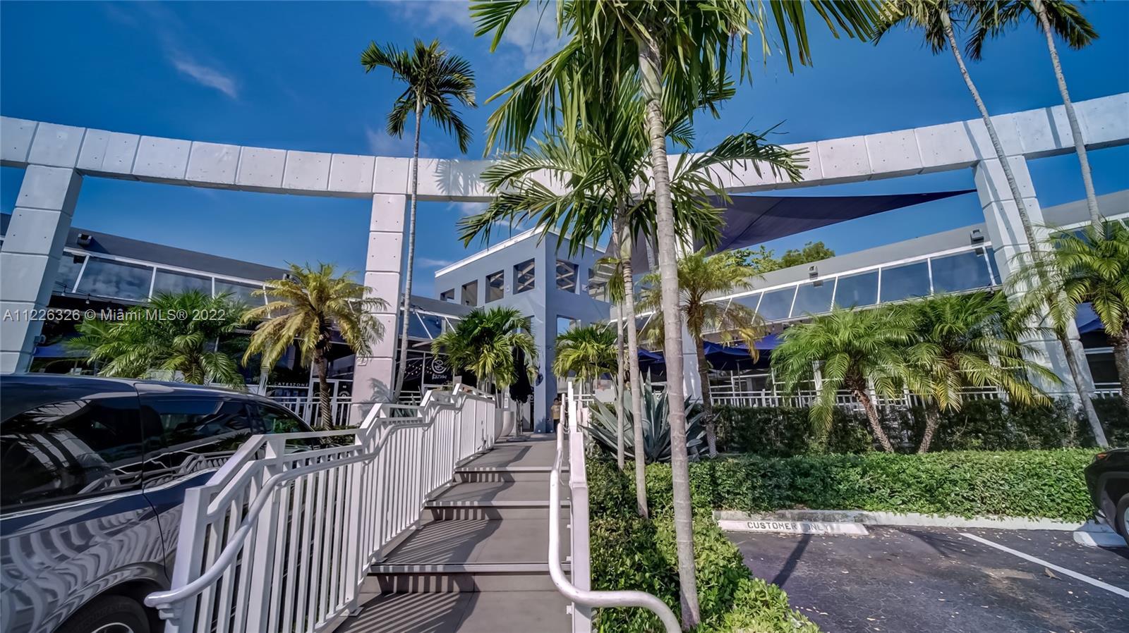 Photo of 260 Crandon Blvd #E18 in Key Biscayne, FL