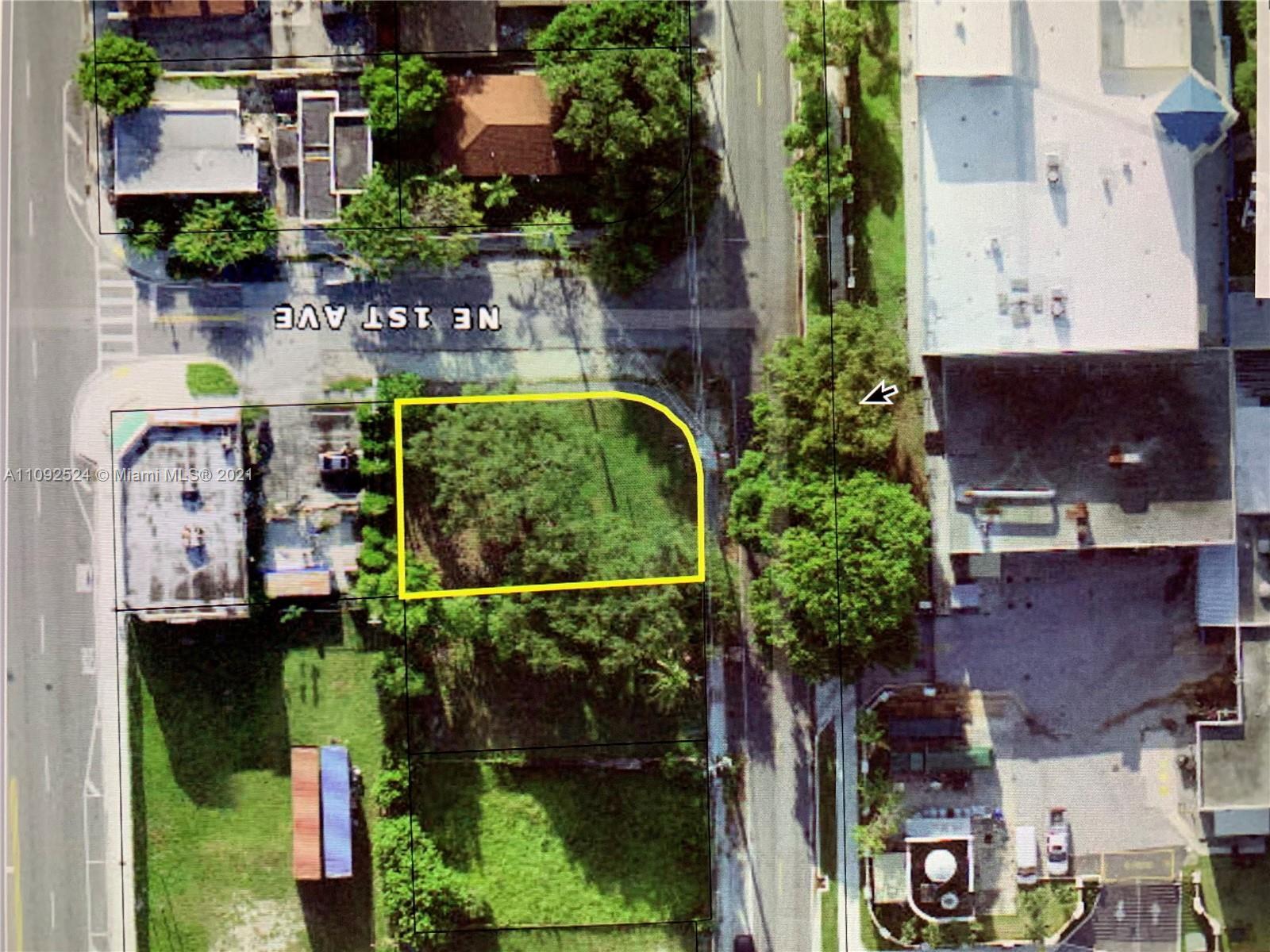 Well located Corner Lot. Zoned T4-O: residential or commercial uses. Easy access via 3 Miami streets