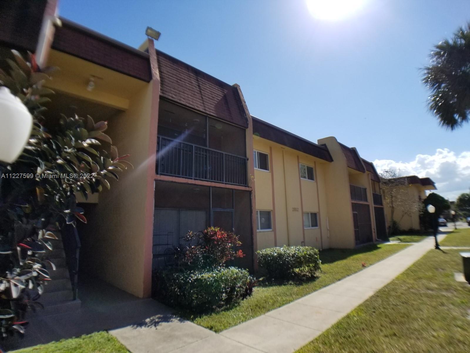 Photo of 2852 NW 55th Ave #1B in Lauderhill, FL
