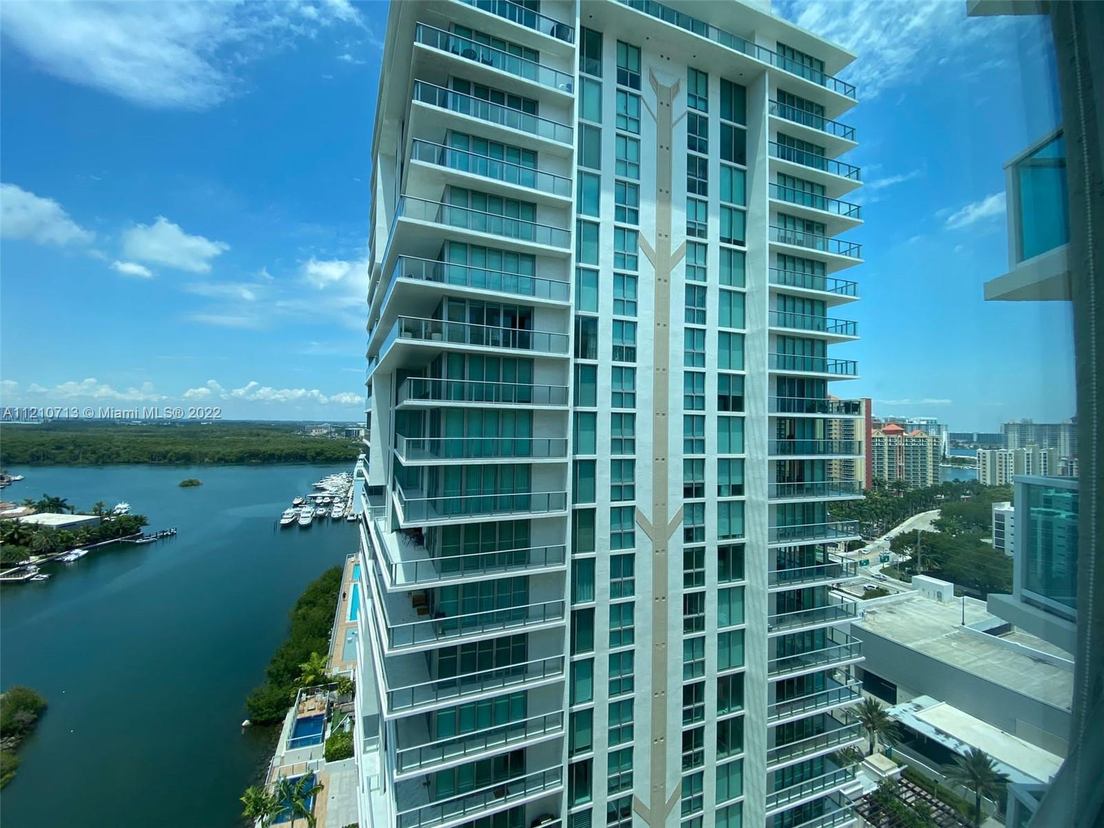 GORGEOUS 3 BEDROOM IN THE PRESTIGIOUS SUNNY ISLES!  AMAZING WATER VIEWS! FULLY UPGRADED.  LOTS OF LI