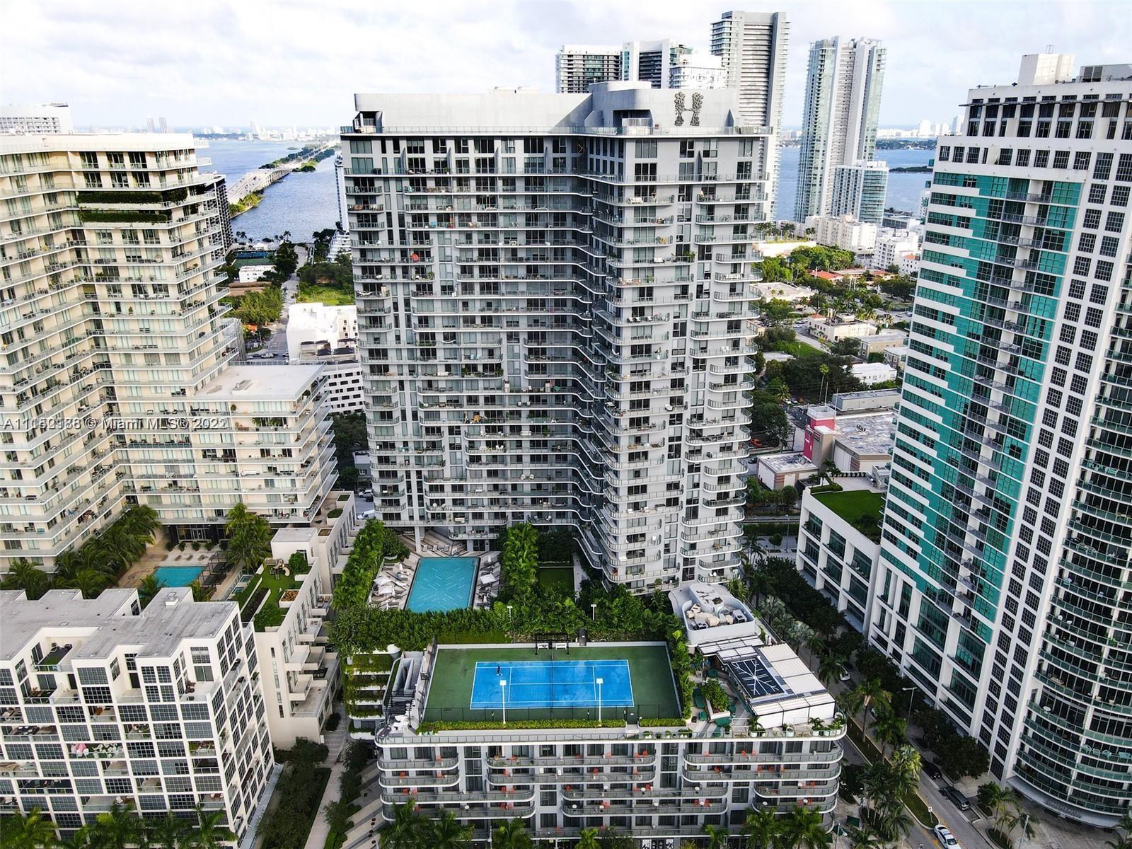 Stunning 1 bedroom 1.5 bathroom plus den unit with east exposure. Most desirable line with a large b