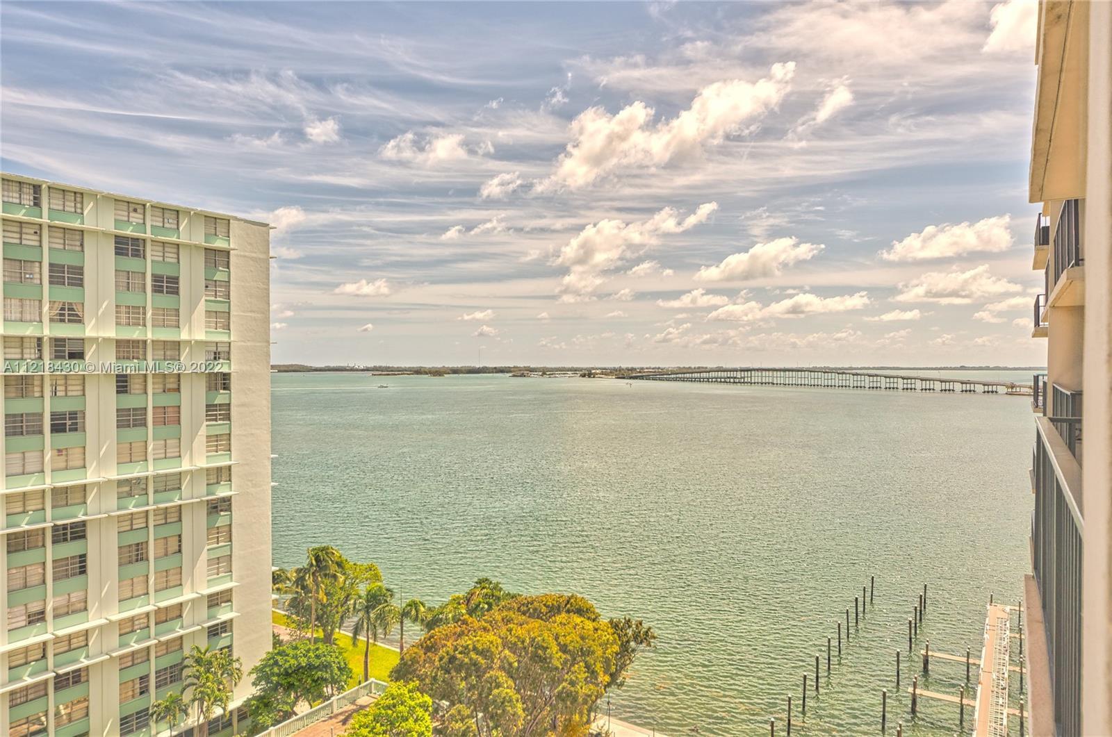 Enjoy Spectacular Bay and City Views in this Spacious 1 Bedroom in the heart of Brickell! Updated Ki