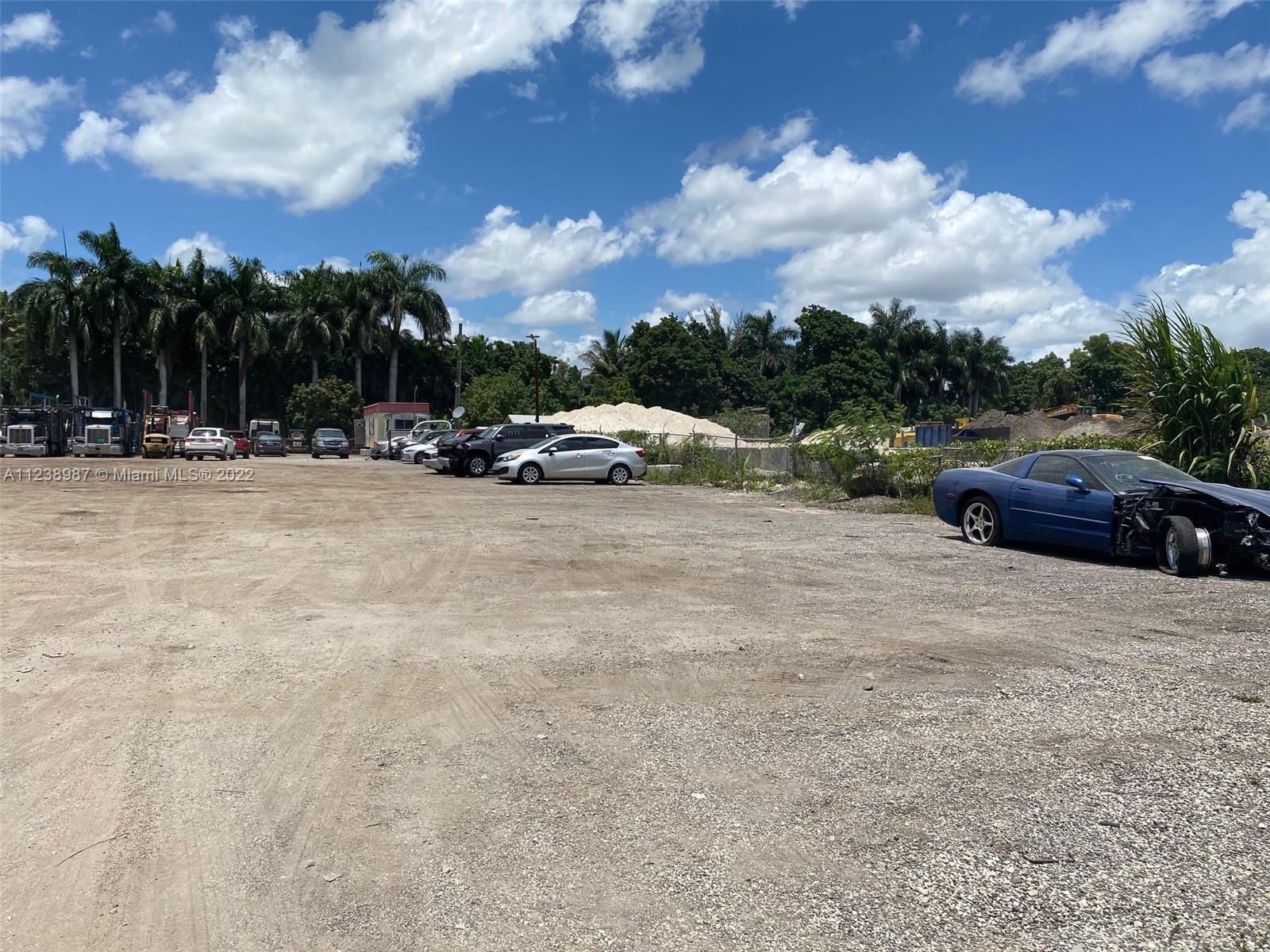 Photo of 10831 NW 144th St in Hialeah Gardens, FL