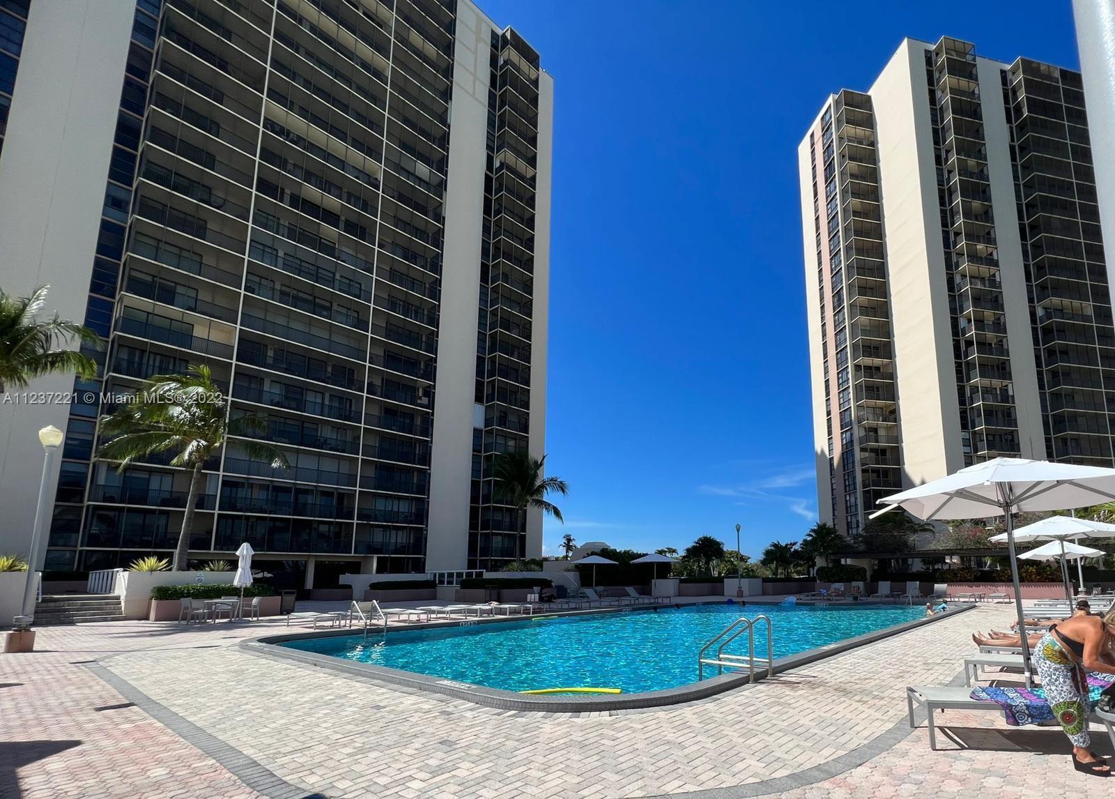 Photo of 20335 W Country Club Dr #2302 in Aventura, FL