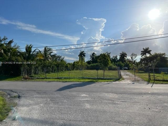 Photo of 10924 NW 18th Ave in Miami, FL