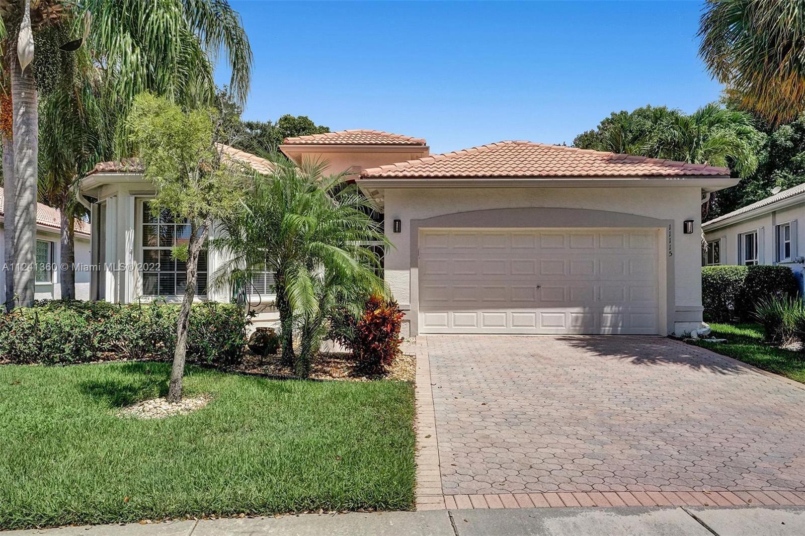 Your Wait is Over…. Immaculate, 3 Bed, 2.5 Bath, Persian Model Home in Sought After Valencia Isles. 