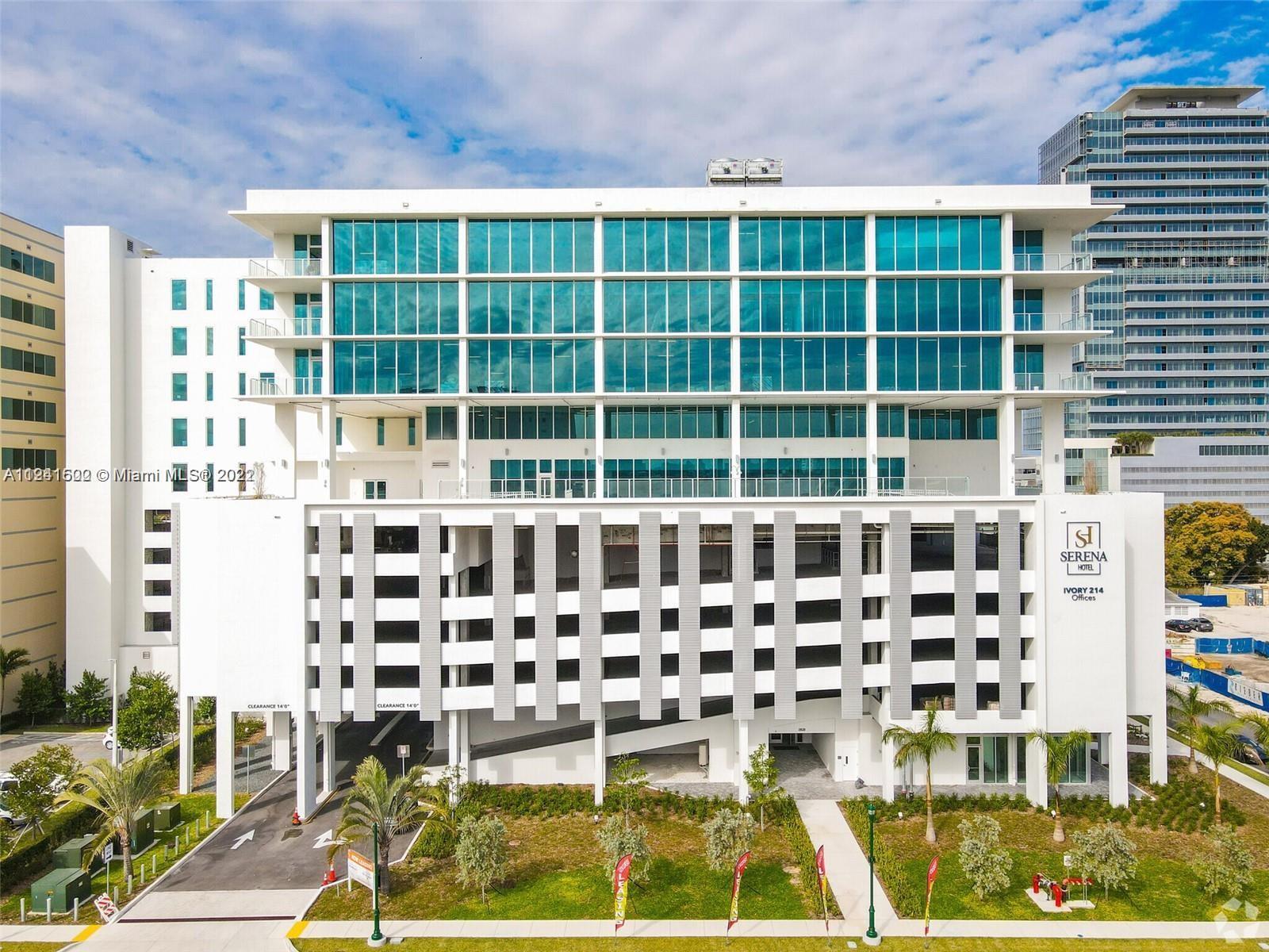 Photo of 2820 NE 214th St #5 in Aventura, FL