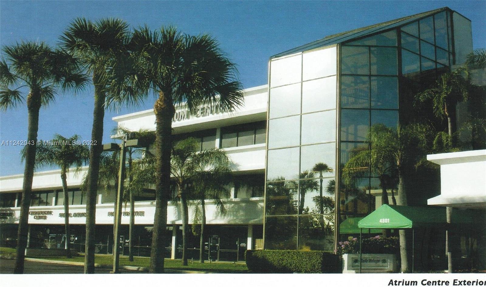 Photo of 4801 S University Dr in Davie, FL