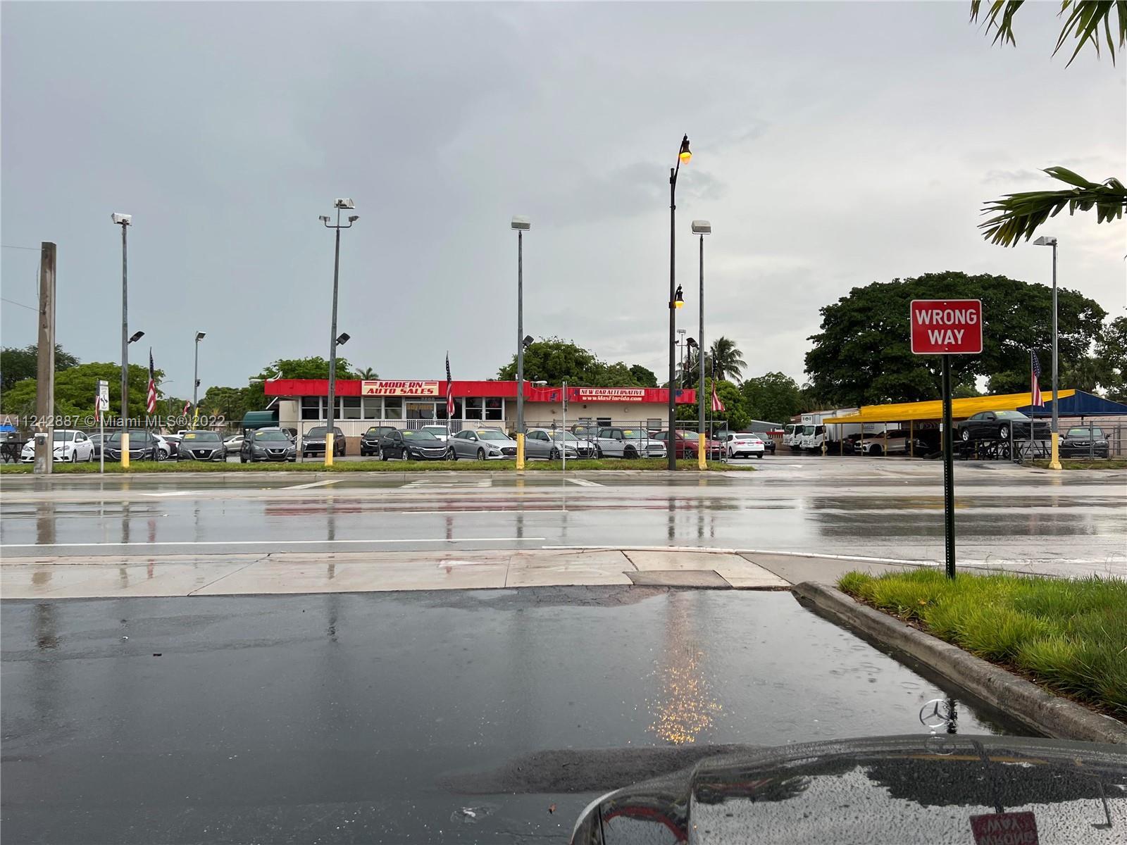 Photo of 2200 N Federal Hwy in Hollywood, FL