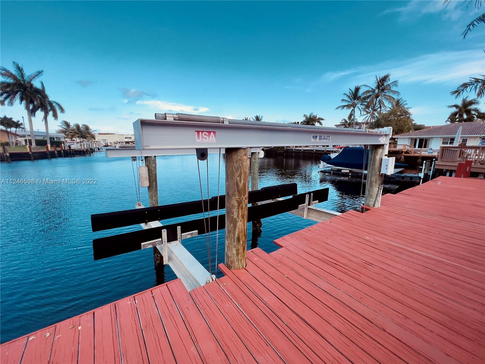 WATER FRONT DREAMS ! ready for the next family or Investor to call theirs ! 3Bed/ 3 Bath 75 feet of 