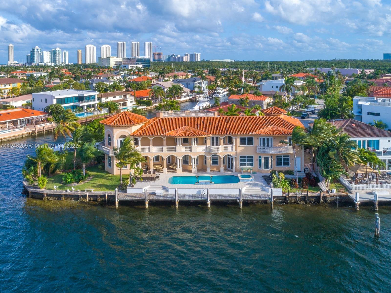 Photo of 16479 NE 30th Ave in North Miami Beach, FL