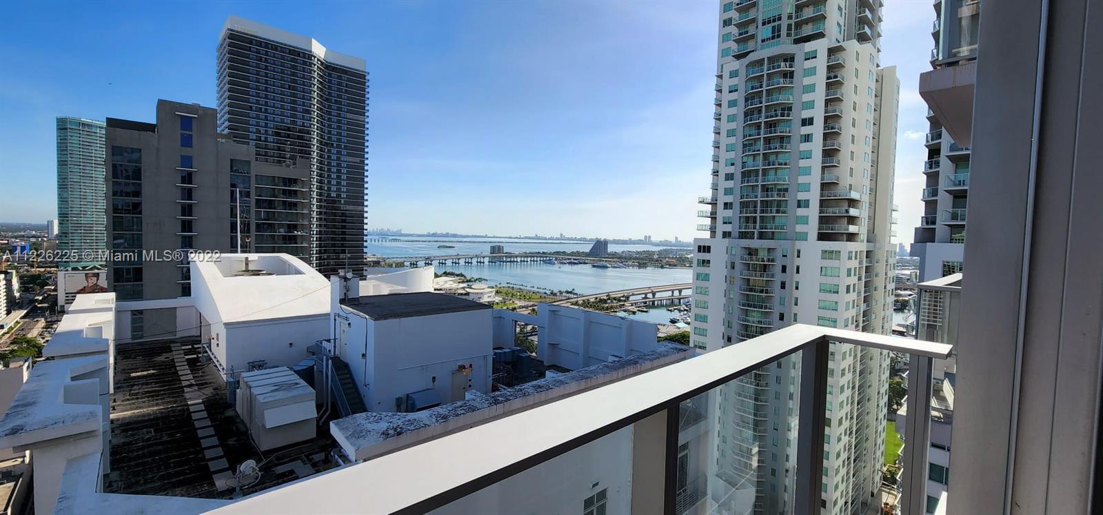 ***PERFECT FOR INVESTORS! SHORT AND LONG TERM ALLOWED!!***
Incredible water views - TURNKEY studio 