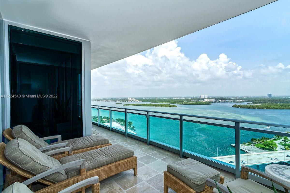 Stunning high floor, unobstructed endless views of the ocean, intracoastal and inlet. Enjoy complete