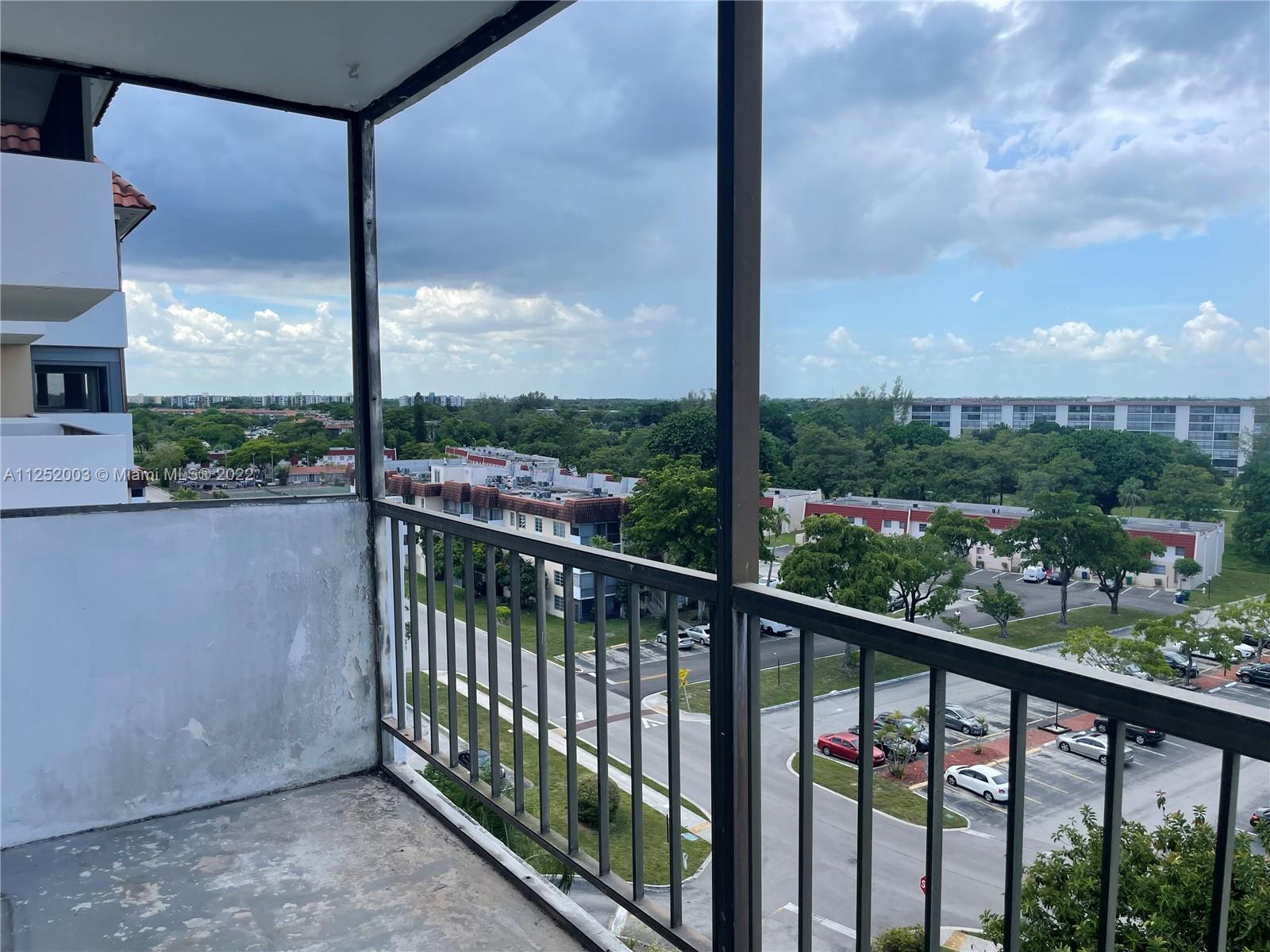 Photo of 4174 Inverrary Dr #903 in Lauderhill, FL