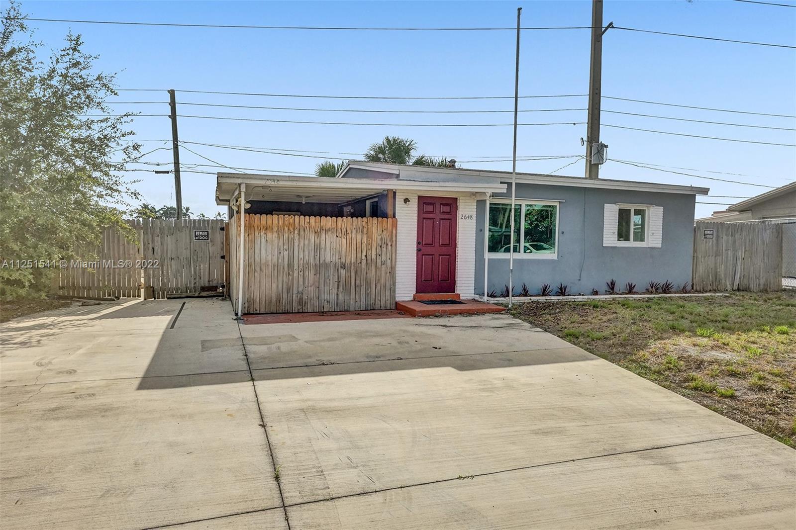 This 2 Bedroom 1 bathroom single family home  located in East Pompano Beach, close to Federal Hwy, m
