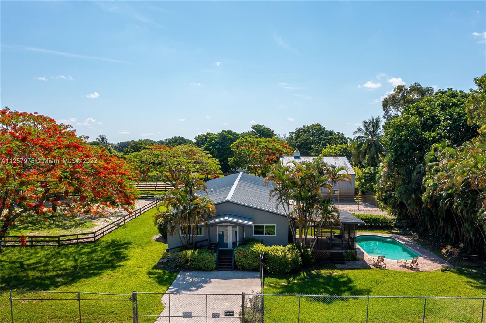 Photo of 14100 SW 36th Ct in Davie, FL