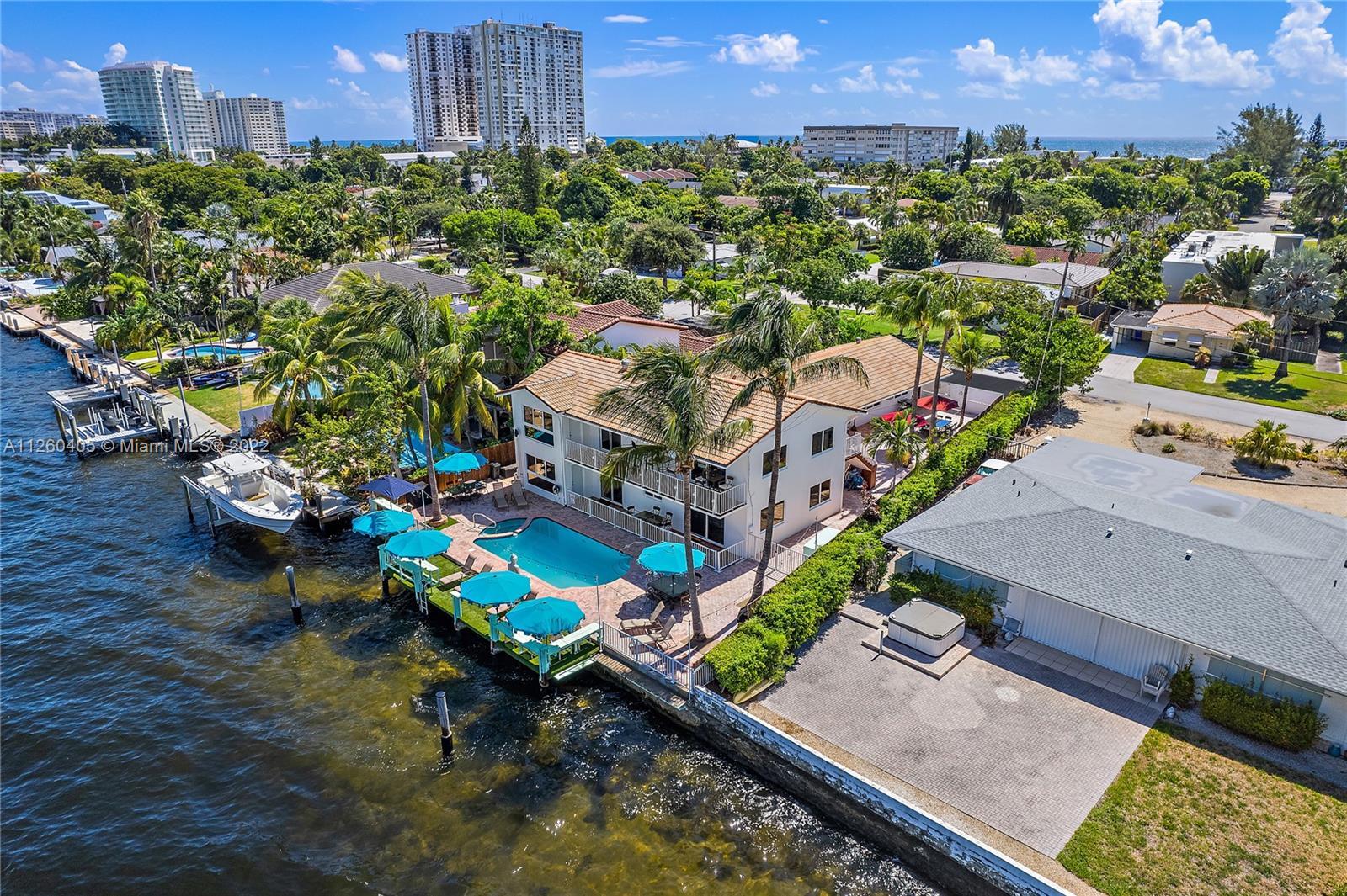 Photo of 605 S Riverside Dr in Pompano Beach, FL