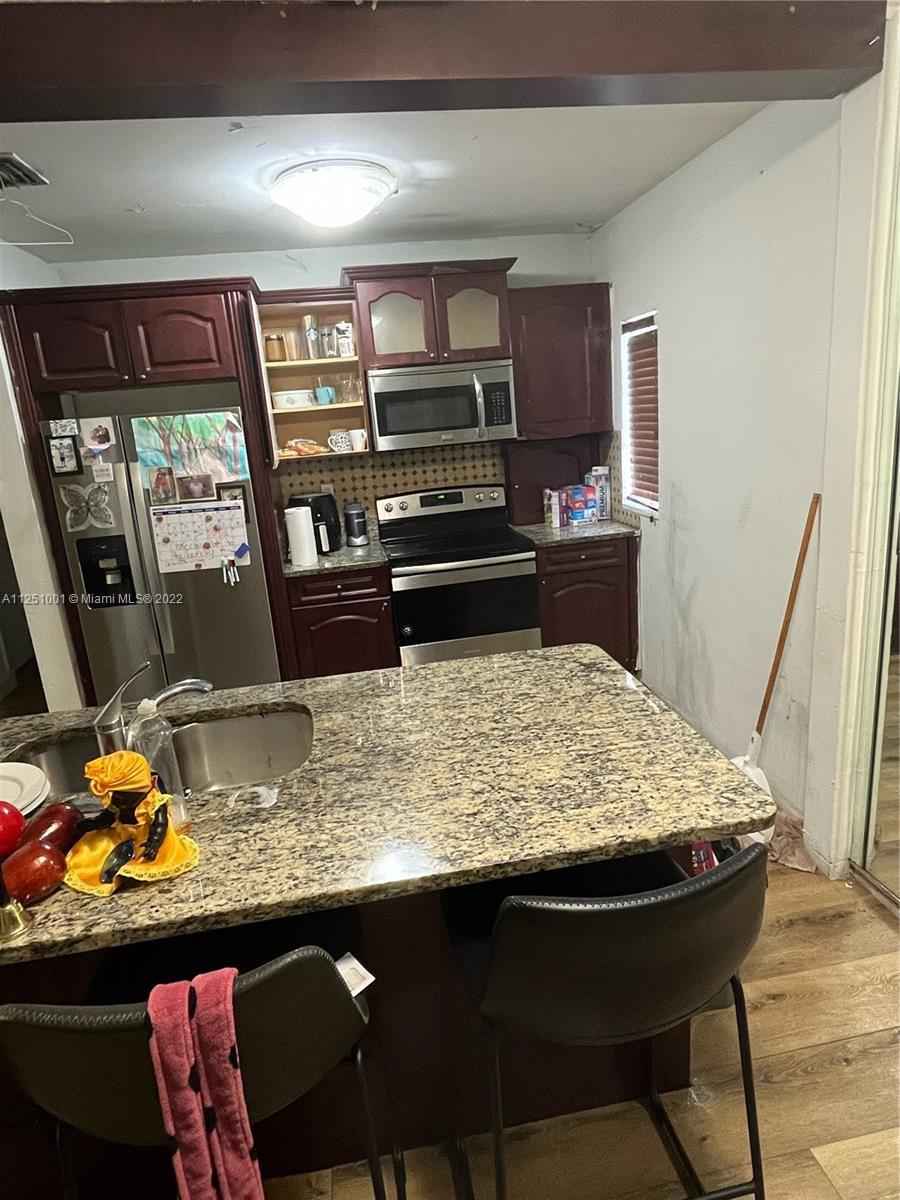 Photo of 7240 SW 18th St Rd in Miami, FL