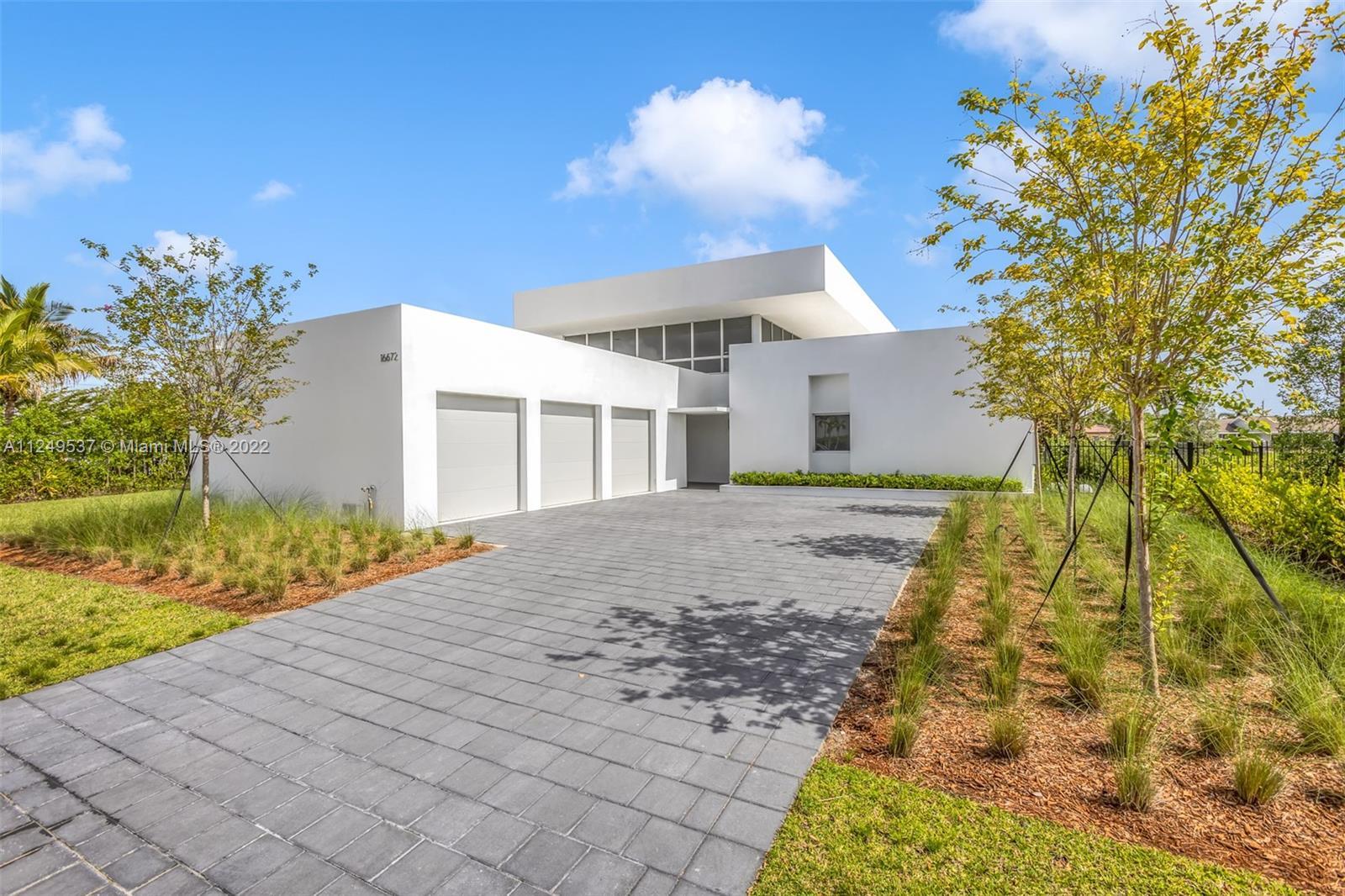 Photo of 16672 S Botaniko Dr S in Weston, FL