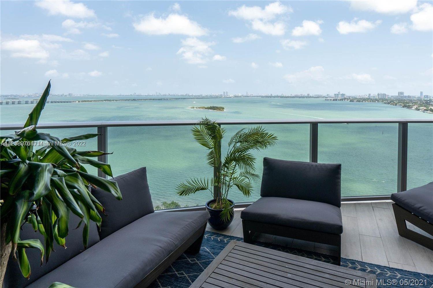 A rare opportunity to own best line in the building 3Bed/4Bath+Den residences  with 180-degree direc