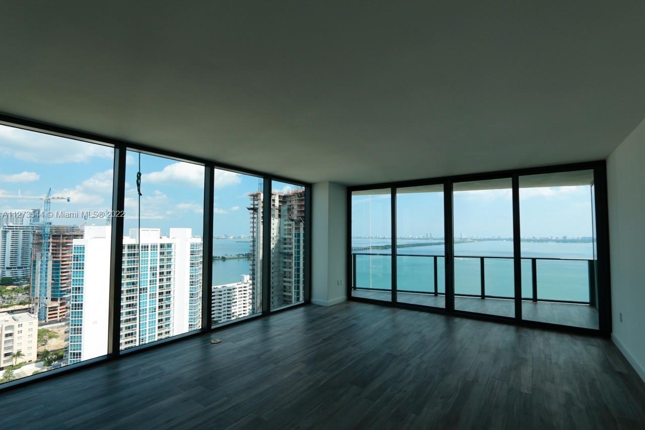 Excellent Icon Bay condo in Edgewater. This unit is a 2/2+ den with see-through layout, great floor 