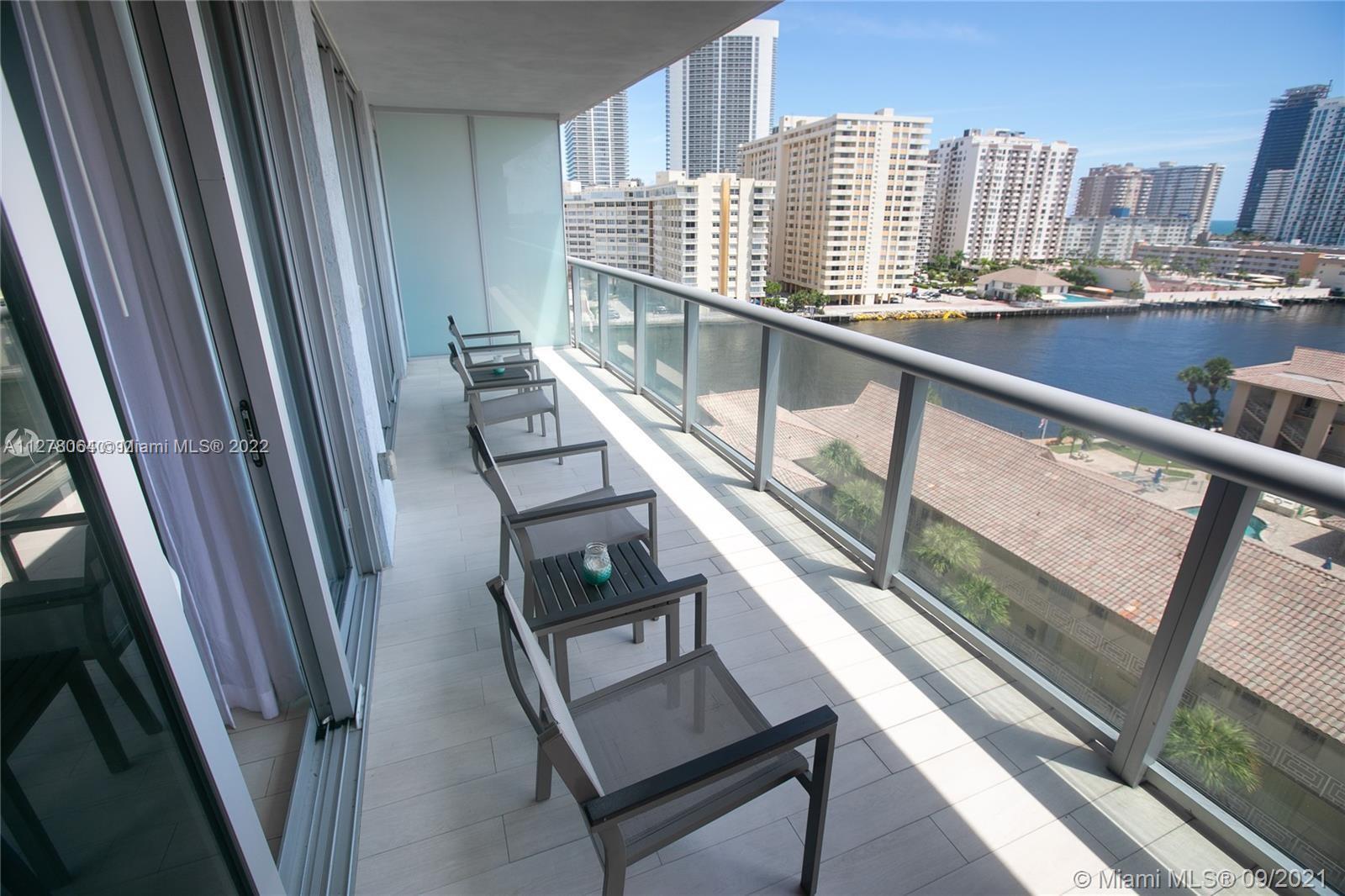 Spacious 2 bedroom condo with amazing views of intercostal from the large terrace.  Large spacious b