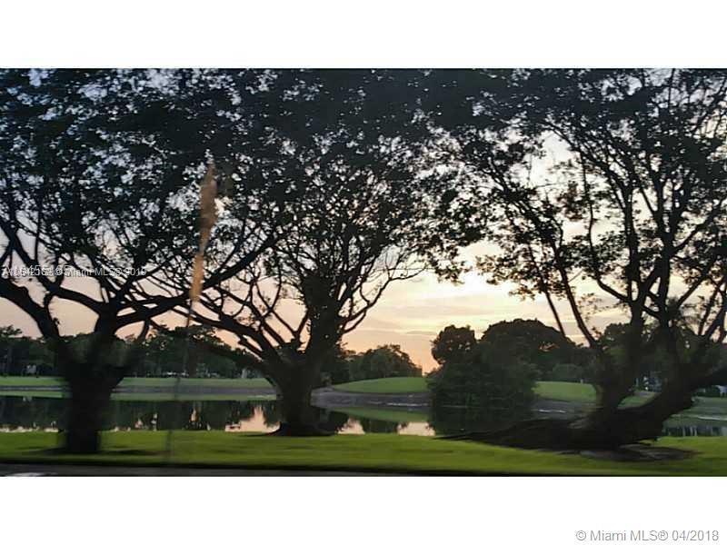 Photo of 4170 Inverrary Dr #111 in Lauderhill, FL