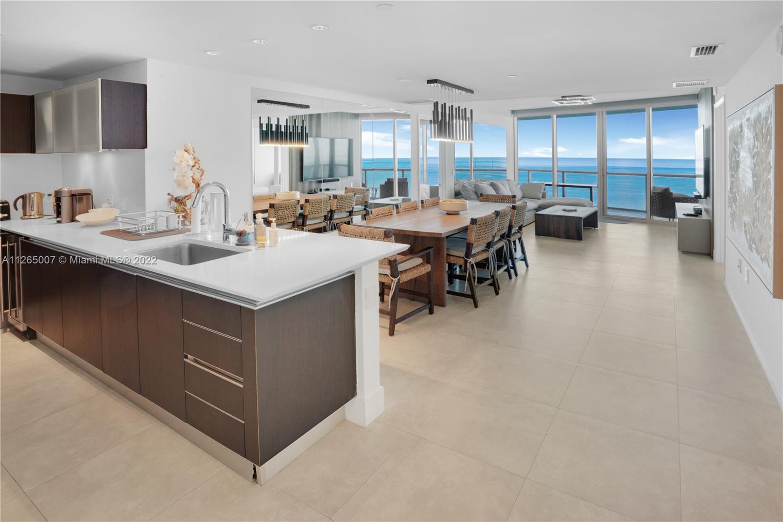 Amazing 3beds/3baths in prestigious and luxurious oceanfront JADE BEACH Condominium in Sunny Isles B