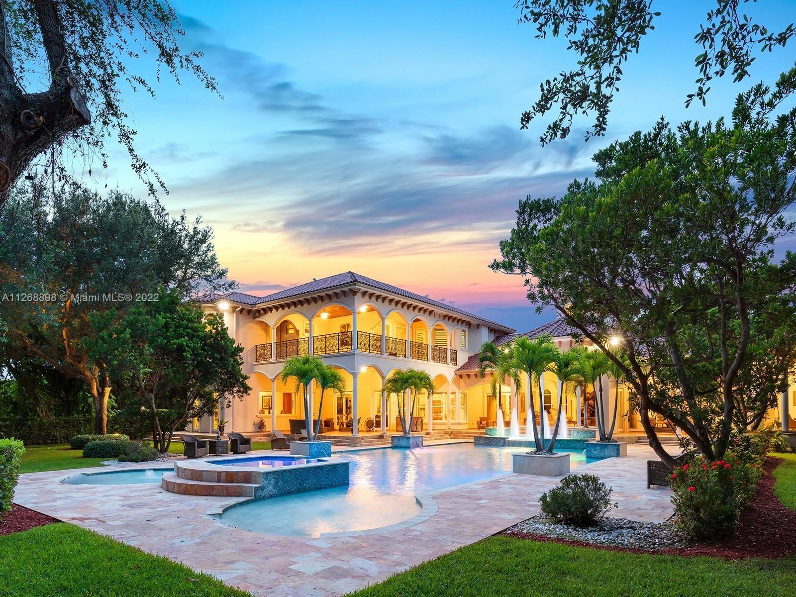 Photo of 7480 SW 100th St in Pinecrest, FL