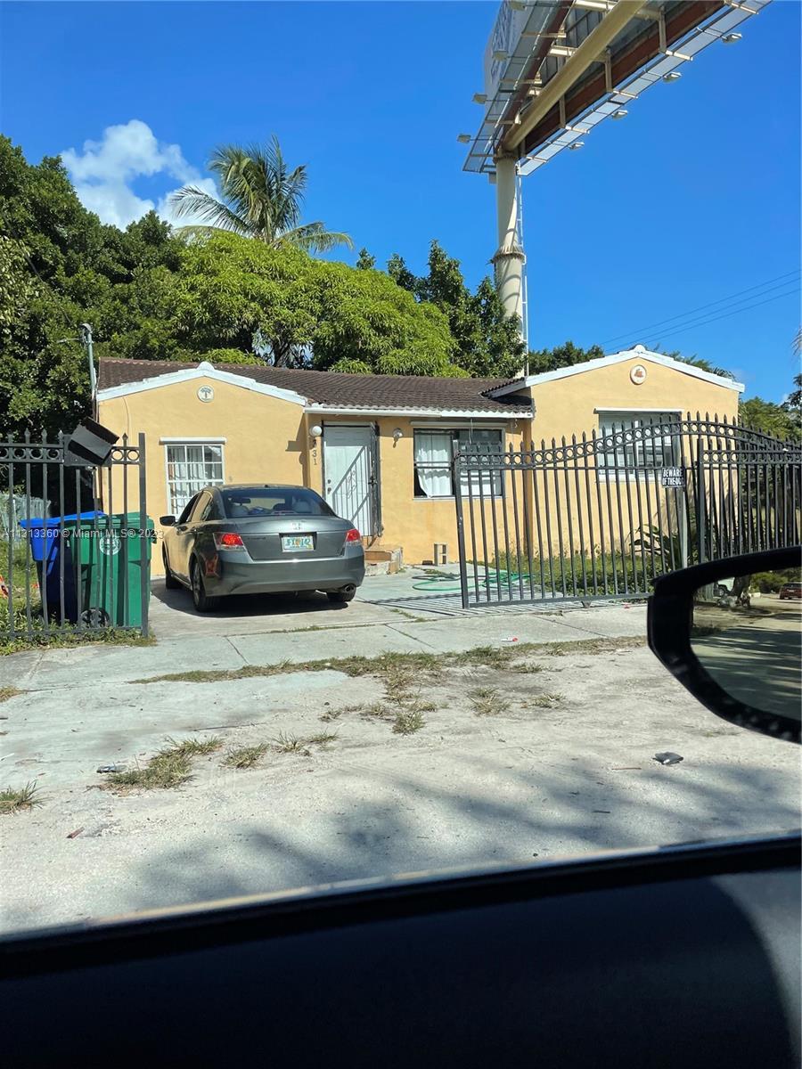 Photo of 331 NW 37th St in Miami, FL