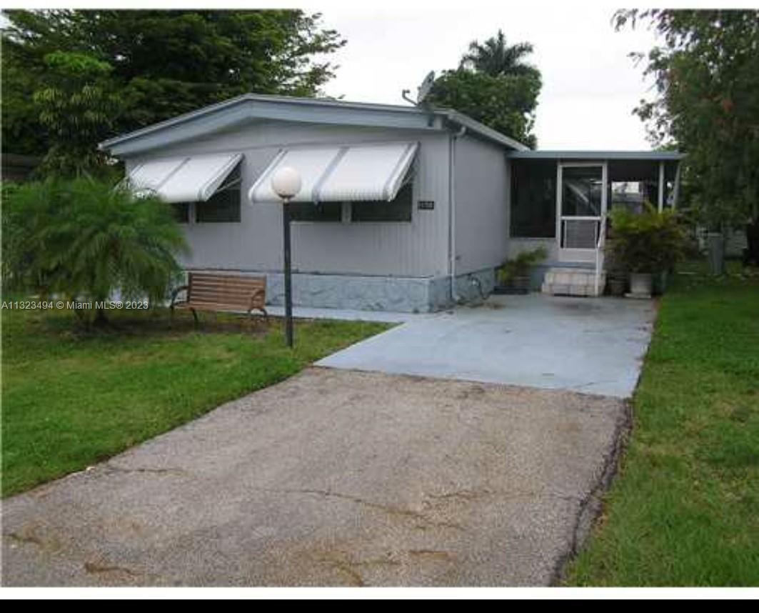 Photo of 21731 NW 7th Ct in Pembroke Pines, FL