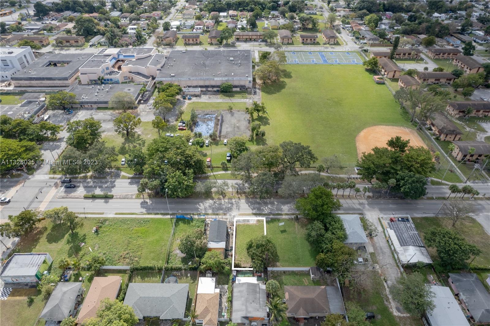 Photo of 1851 NW 62 St in Miami, FL