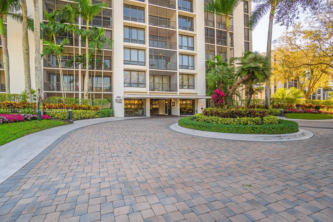 Photo of 7786 Lakeside Blvd #666 in Boca Raton, FL