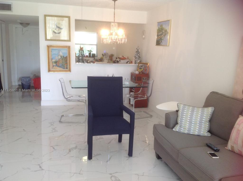 Photo of 9821 Sunrise Lakes Blvd #112 in Sunrise, FL