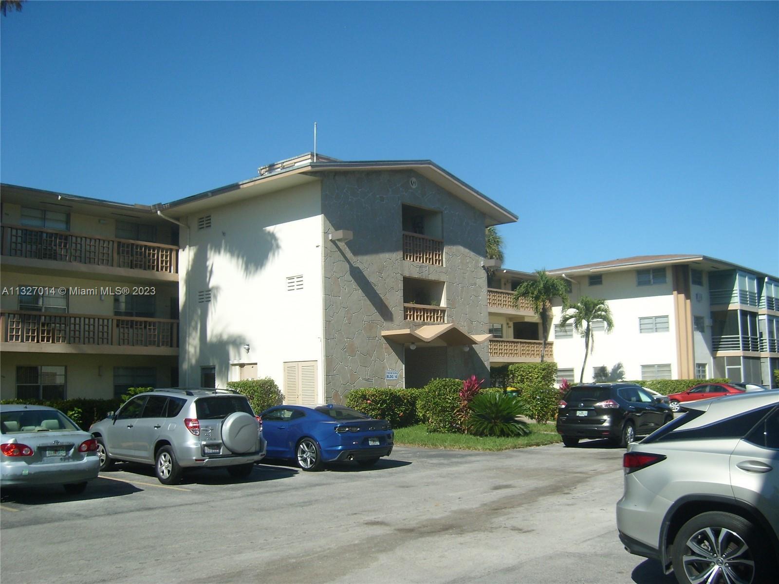 Photo of 17090 NE 14th Ave #301 in North Miami Beach, FL