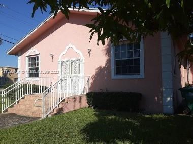 Photo of 191 NW 84th St in Miami, FL